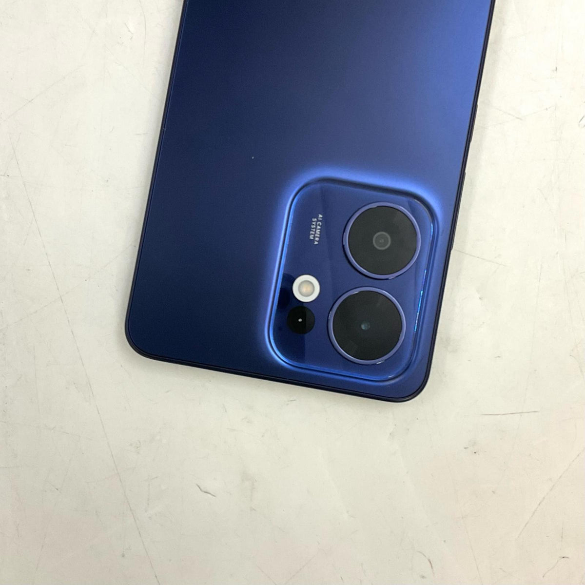【最速発送】 OPPO Reno13 A 128GB ブルー系 au OPG05 白ロム【難有】