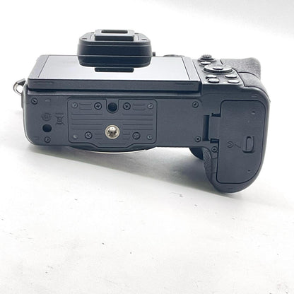 【全額返金保証】【最速発送】Nikon デジタル一眼 Z6 ボディ 美品 動作確認済