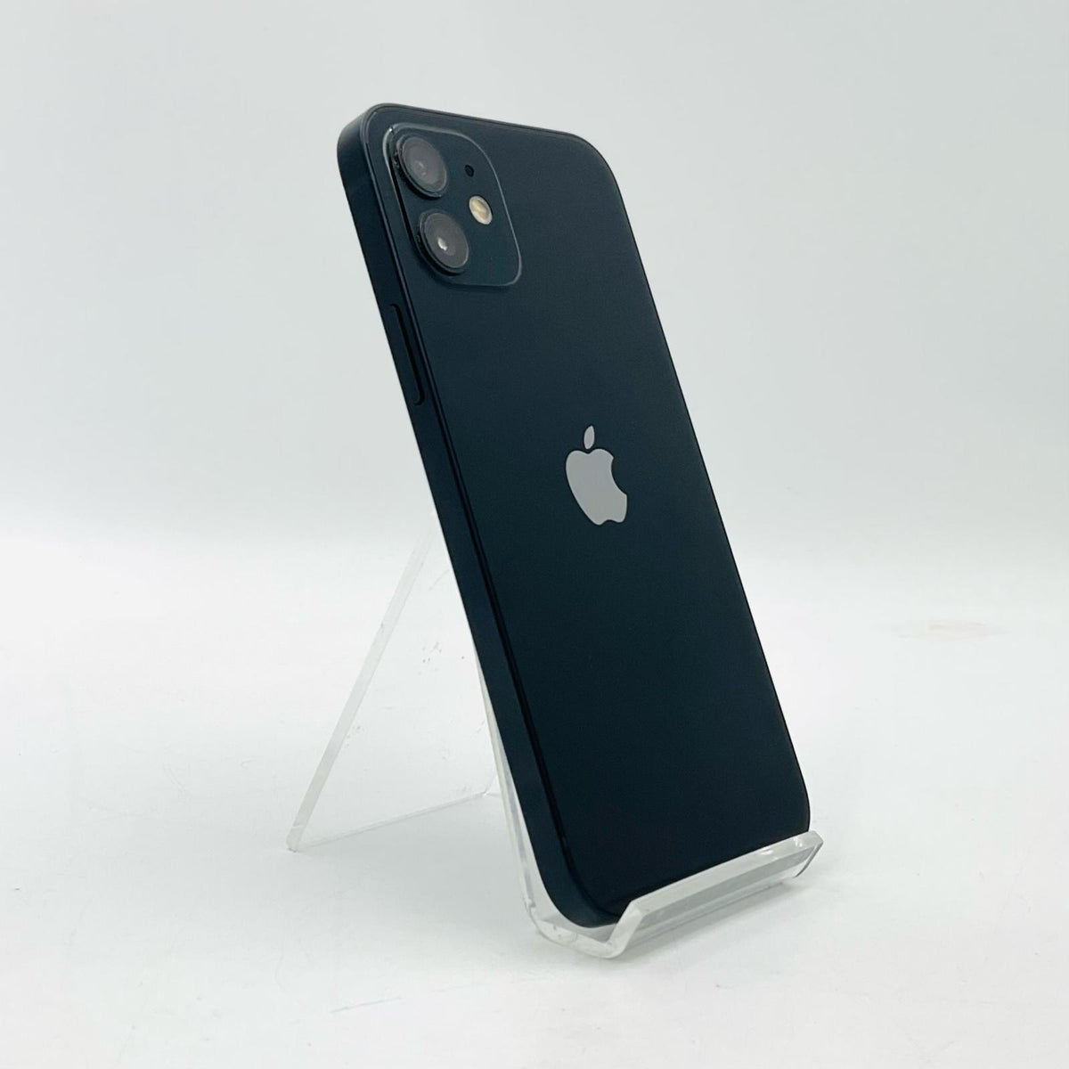 【全額返金保証】【最速発送】Apple iPhone iPhone 12 64GB ブラック docomo SIMフリー 白ロム 動作確認済 74%
