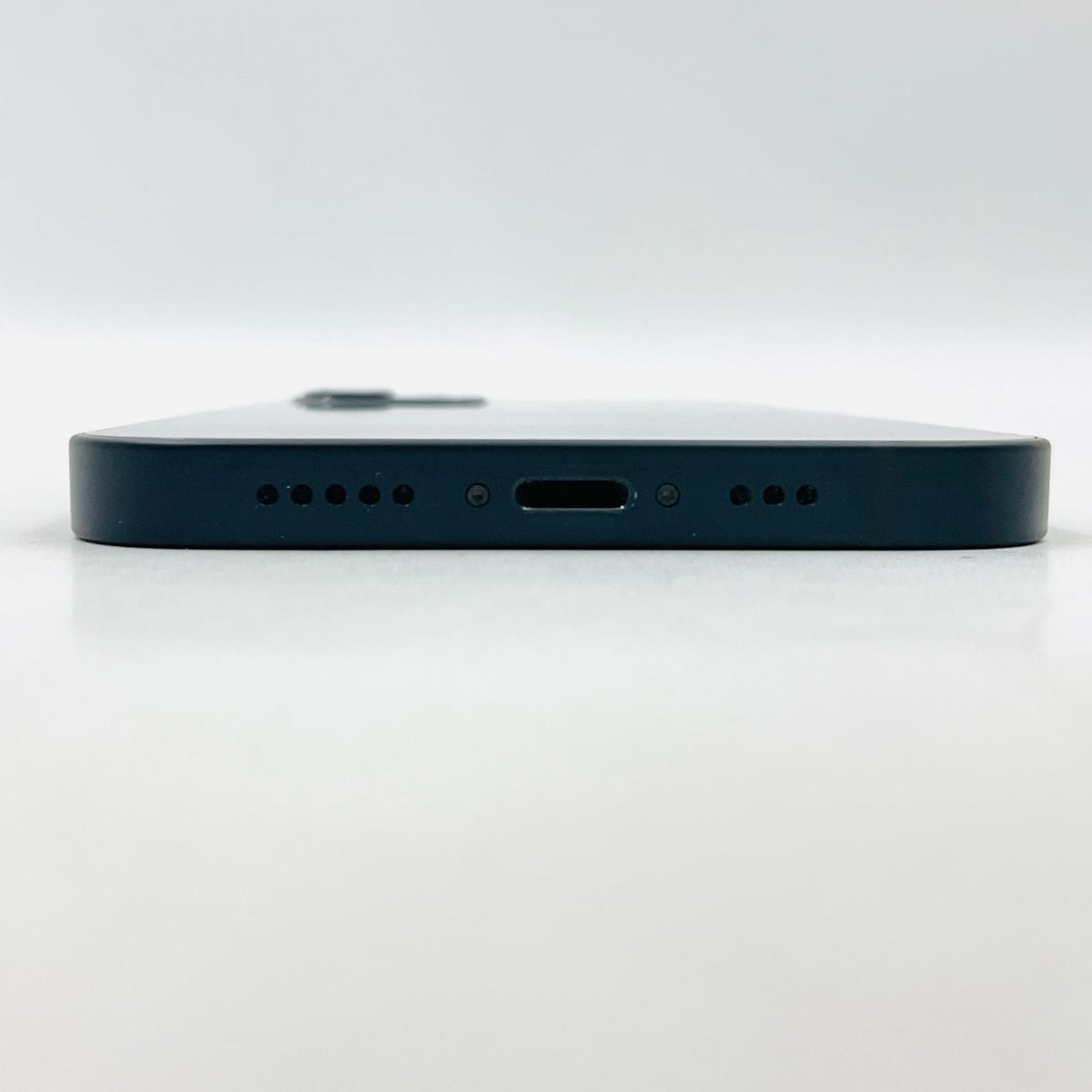 【全額返金保証】【最速発送】Apple iPhone iPhone 12 64GB ブラック docomo SIMフリー 白ロム 動作確認済 74%