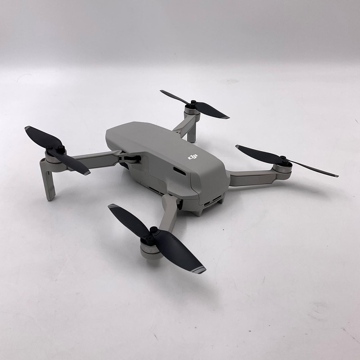 【全額返金保証】【最速発送】DJI Mavic Mini Fly More コンボ 美品 動作確認済