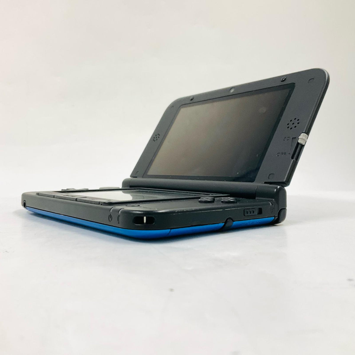 【最速発送】Nintendo 3DS SPR-001【難有】