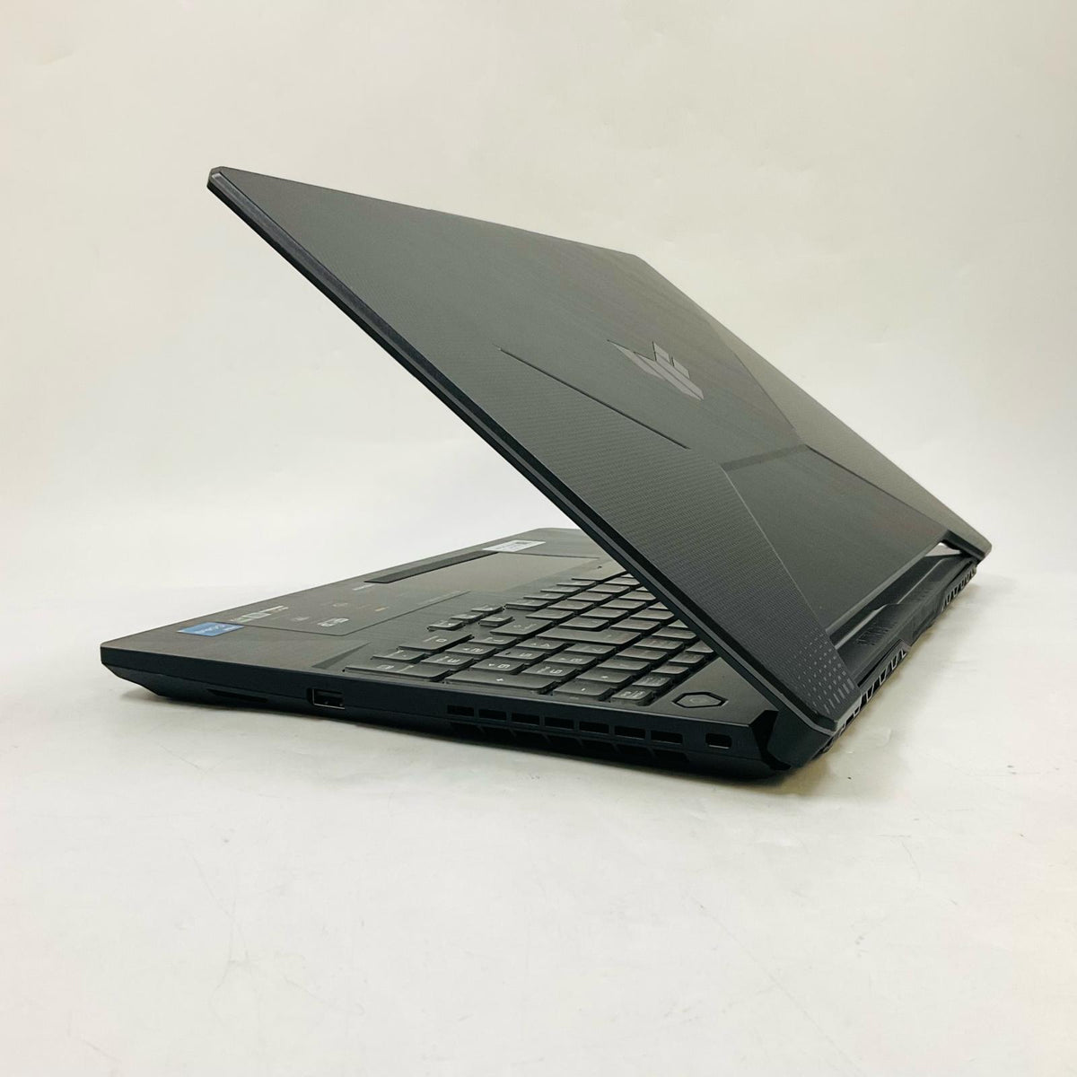 【最速発送】ASUS TUF Gaming F15 FX506HM 11th Gen Intel(R) Core(TM) i5-11400H @2.70GHz 16GB M.2 SSD 512GB NVIDIA GeForce RTX 3060 Laptop GPU 78.6%【難有】