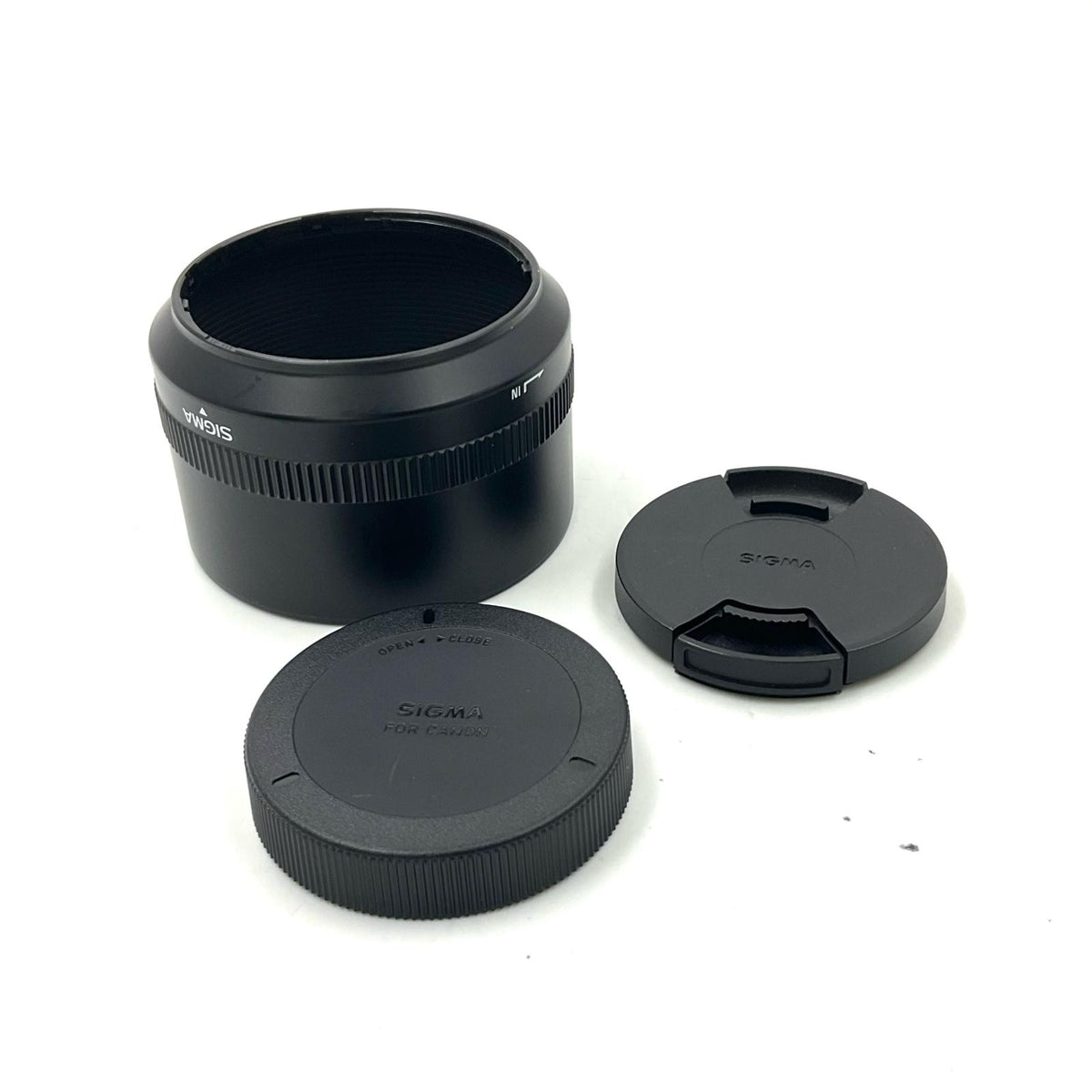 【全額返金保証】【最速発送】SIGMA MACRO 105mm F2.8 EX DG OS HSM [キヤノン用] 美品 動作確認済