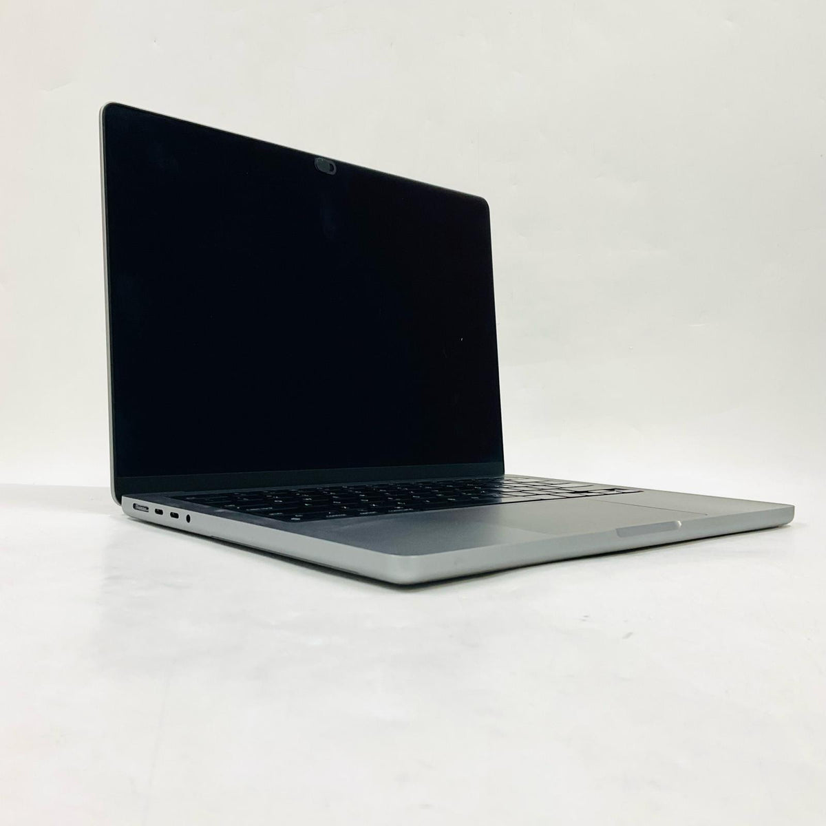 【全額返金保証】【最速発送】Apple MacBook Pro 14インチ 2021 Apple M1 Pro 16GB 512GB スペースグレイ 92% 美品 動作確認済