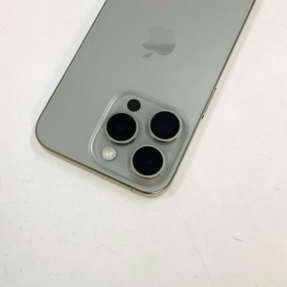 【全額返金保証】【最速発送】Apple iPhone iPhone Pro 15 256GB ナチュラルチタニウム SIMフリー 白ロム 動作確認済 87%