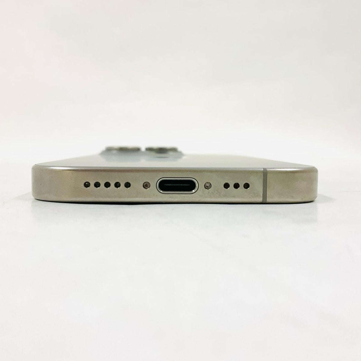 【全額返金保証】【最速発送】Apple iPhone iPhone Pro 15 256GB ナチュラルチタニウム SIMフリー 白ロム 動作確認済 87%