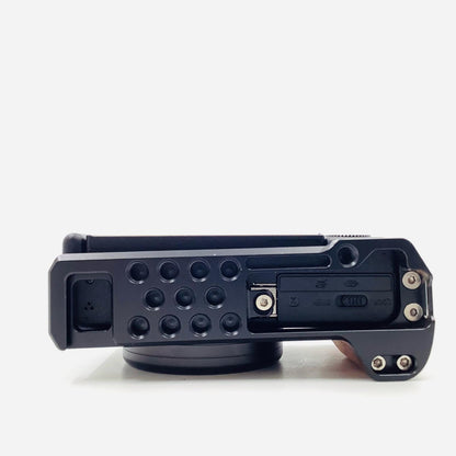 【全額返金保証】【最速発送】Sony コンパクトデジタルカメラ VLOGCAM ZV-1 美品 動作確認済