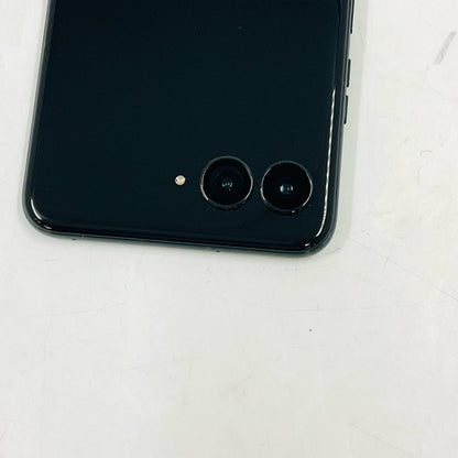 【全額返金保証】【最速発送】Motorola razr 60 ultra 512GB pantone — スカラブ SIMフリー XT2551-7 白ロム 美品 動作確認済