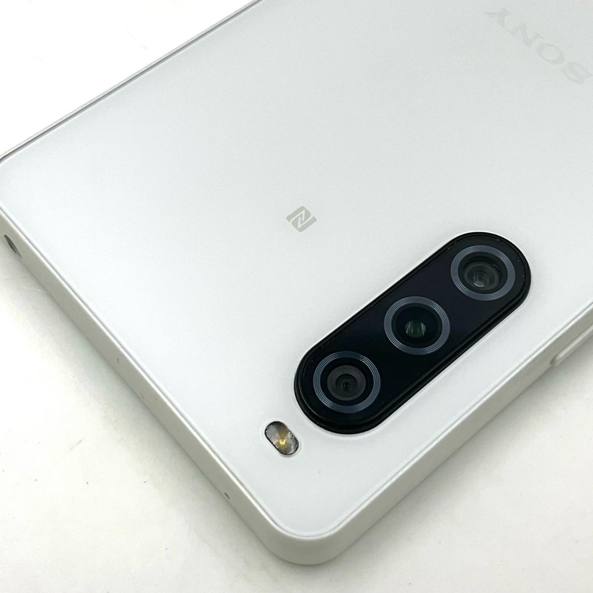 【全額返金保証】【最速発送】Sony Xperia 10V 128GB ホワイト SIMフリー XQ-DC44 白ロム 美品 動作確認済