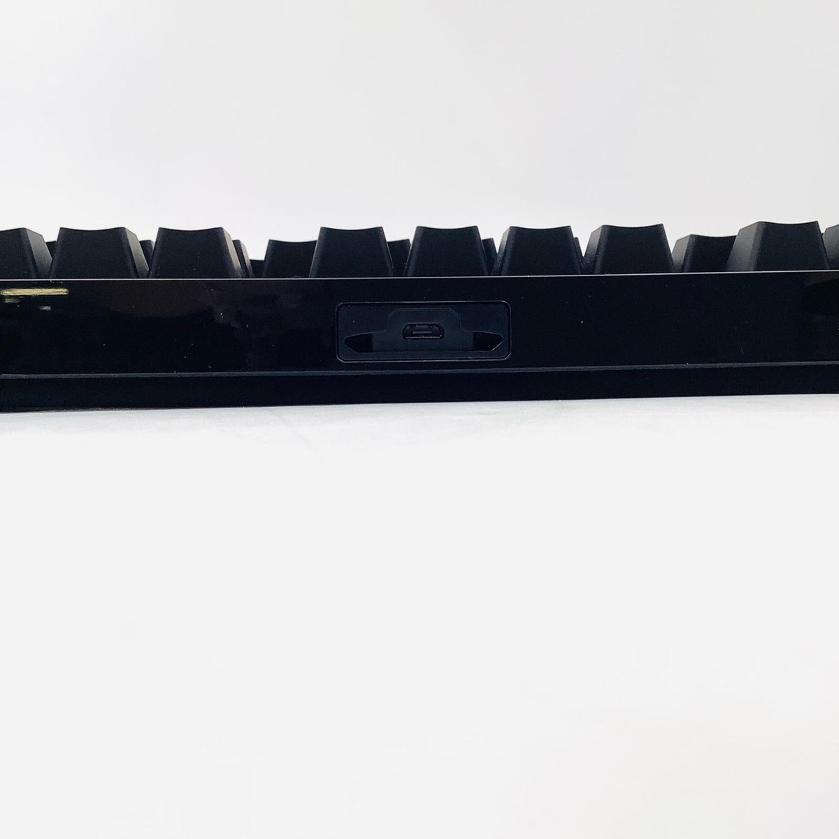 【全額返金保証】【最速発送】Logicool PRO TENKEYLESS GAMING 820-009031 美品 動作確認済