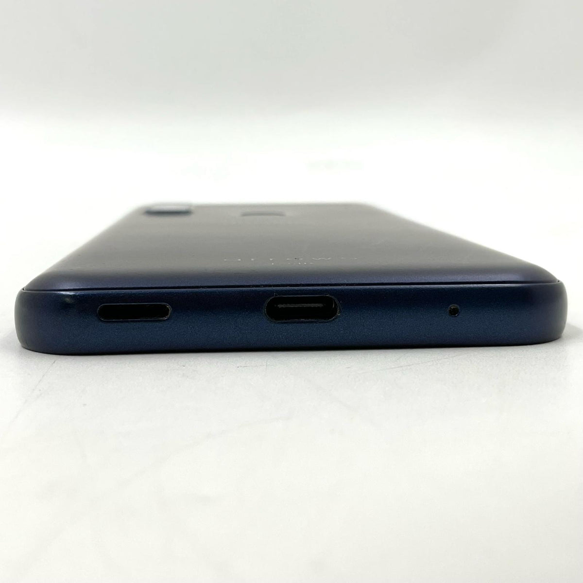 【全額返金保証】【最速発送】富士通 arrows we 64GB ネイビー docomo F-51B 白ロム 動作確認済