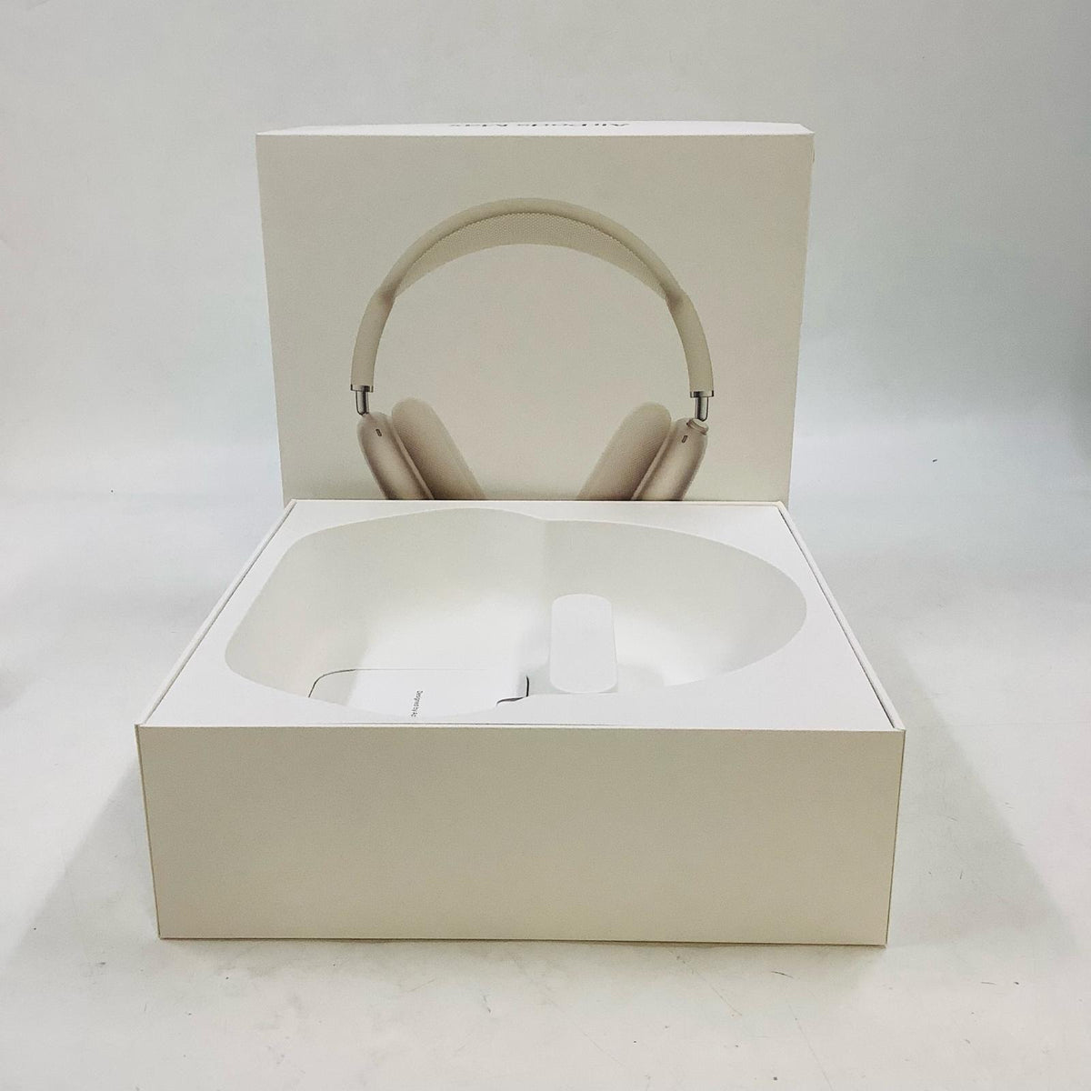 【全額返金保証】【最速発送】Apple AirPods Max スターライト(USB-C) 美品 動作確認済