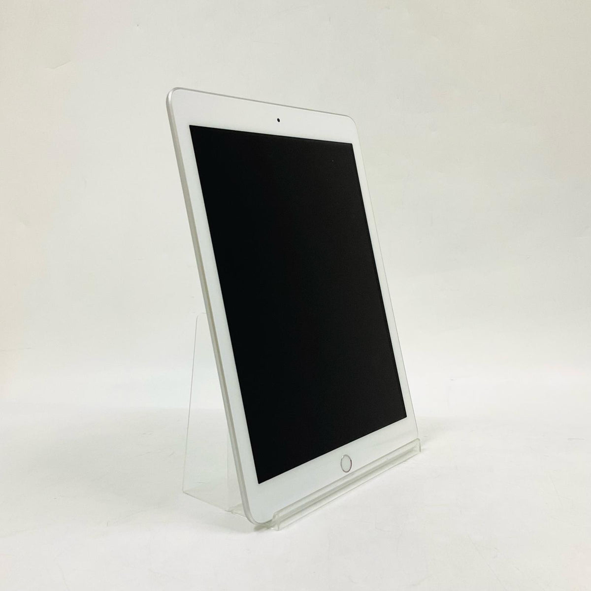 【全額返金保証】【最速発送】Apple iPad iPad 第6世代 128GB シルバー Wi-Fi 超美品 動作確認済