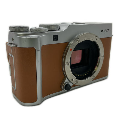 【全額返金保証】【最速発送】FUJIFILM デジタル一眼 X-A7 ボディ キャメル 動作確認済