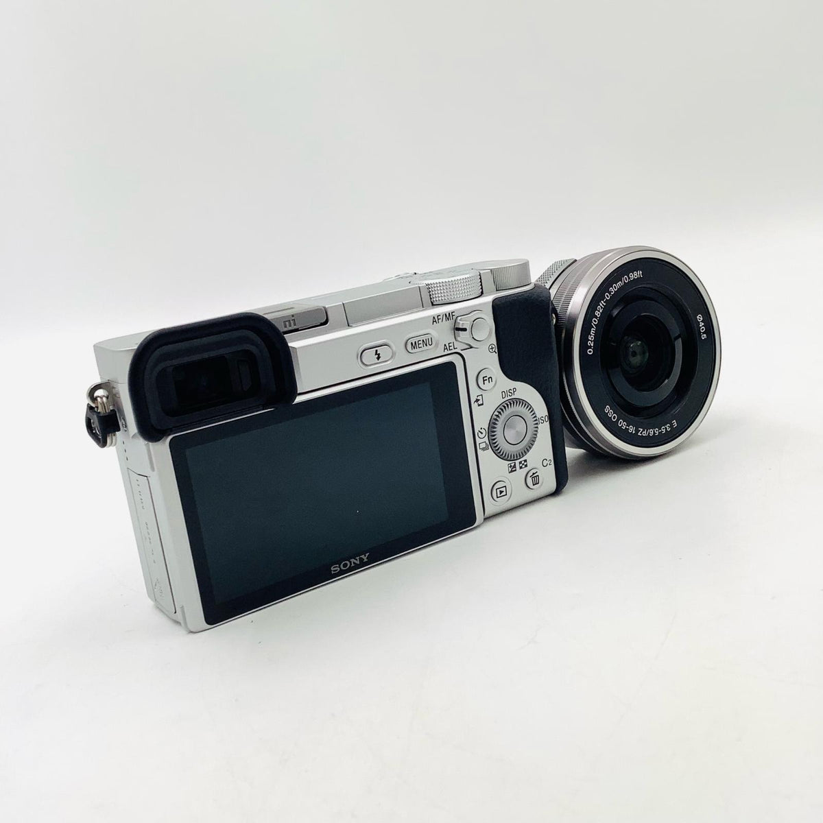 【全額返金保証】【最速発送】 デジタル一眼 α6400 ILCE-6400Y ダブルズームキット シルバー 美品 動作確認済