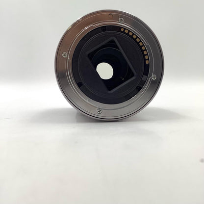 【全額返金保証】【最速発送】 デジタル一眼 α6400 ILCE-6400Y ダブルズームキット シルバー 美品 動作確認済