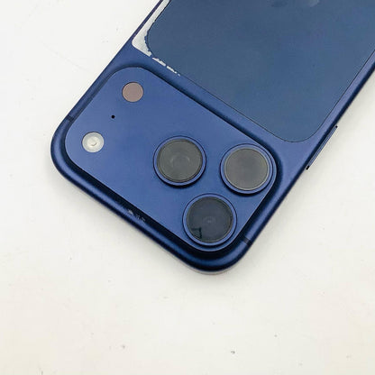 【最速発送】Apple iPhone iPhone 17 Pro 256GB ディープブルー docomo 白ロム【難有】 100%