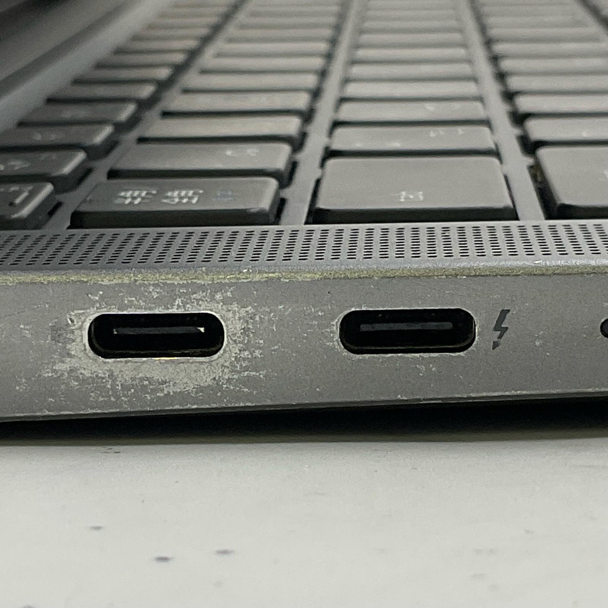 【最速発送】Dell Latitude 7450 Core Ultra 7 165U 1.7GHz 32GB M.2 SSD 512GB 100%【難有】