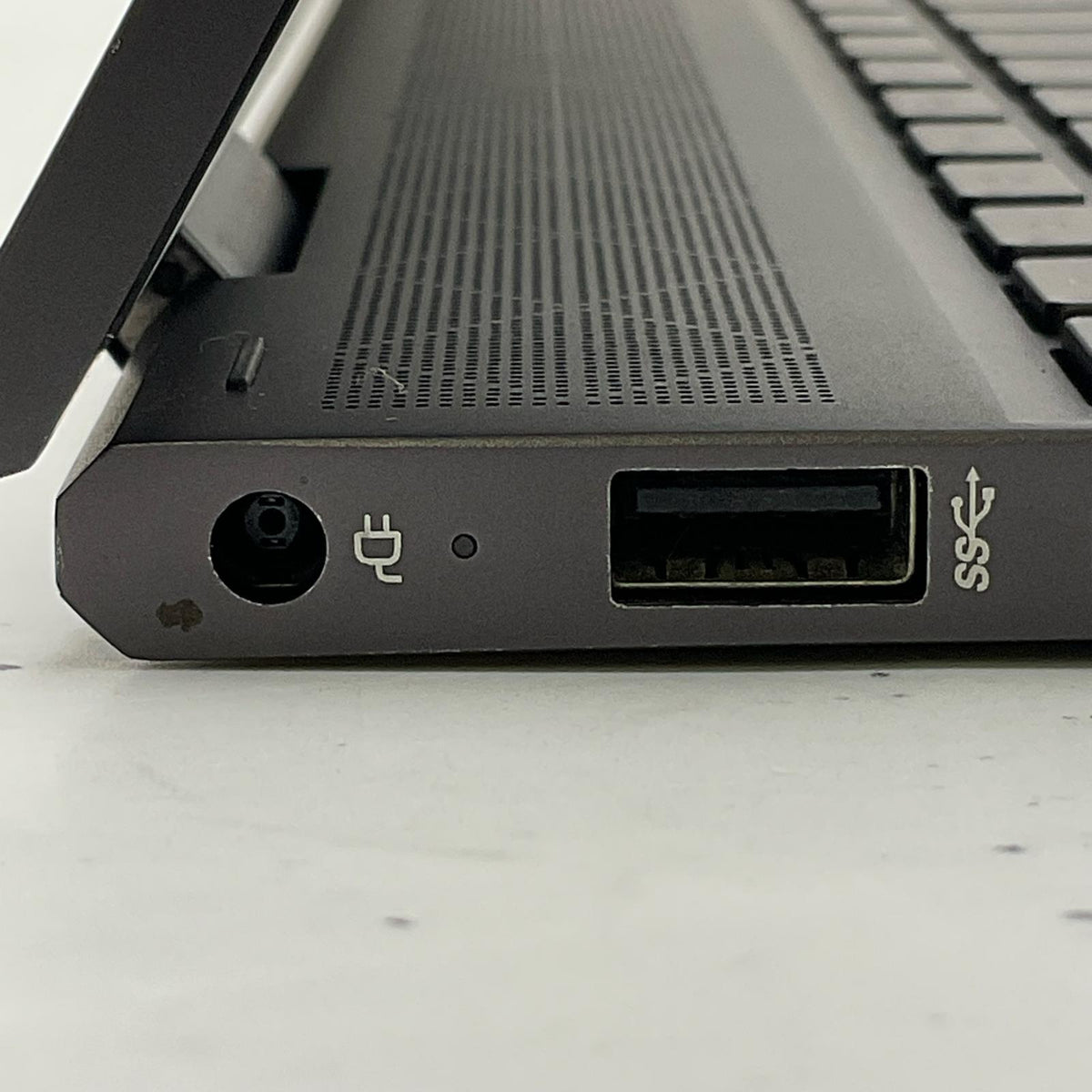 【全額返金保証】【最速発送】HP ENVY x360 15-ds0002AU Ryzen 7 3700U 2.3GHz 16GB M.2 SSD 512GB 100% 動作確認済