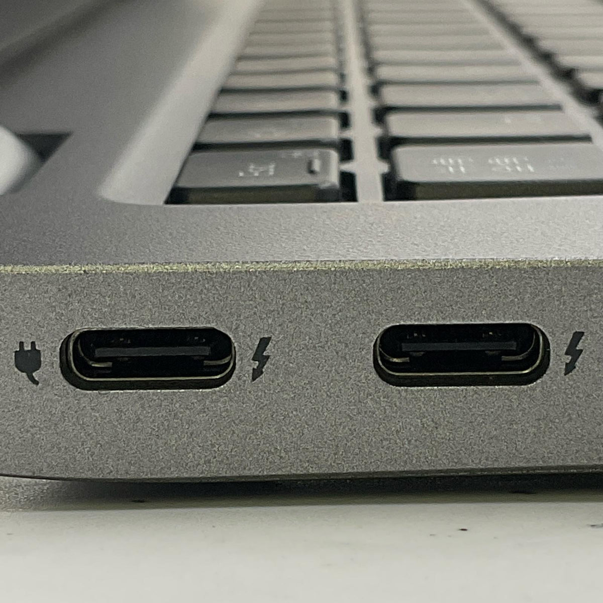 【全額返金保証】【最速発送】Dell Latitude 5430 i7-1255U 1.7GHz 32GB M.2 SSD 1TB 動作確認済