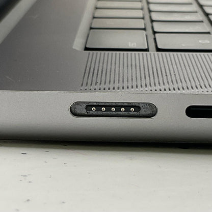 【最速発送】Apple MacBook Pro 16インチ 2021 M1 Pro 10コア 16GB 1TB スペースグレイ 90%【難有】