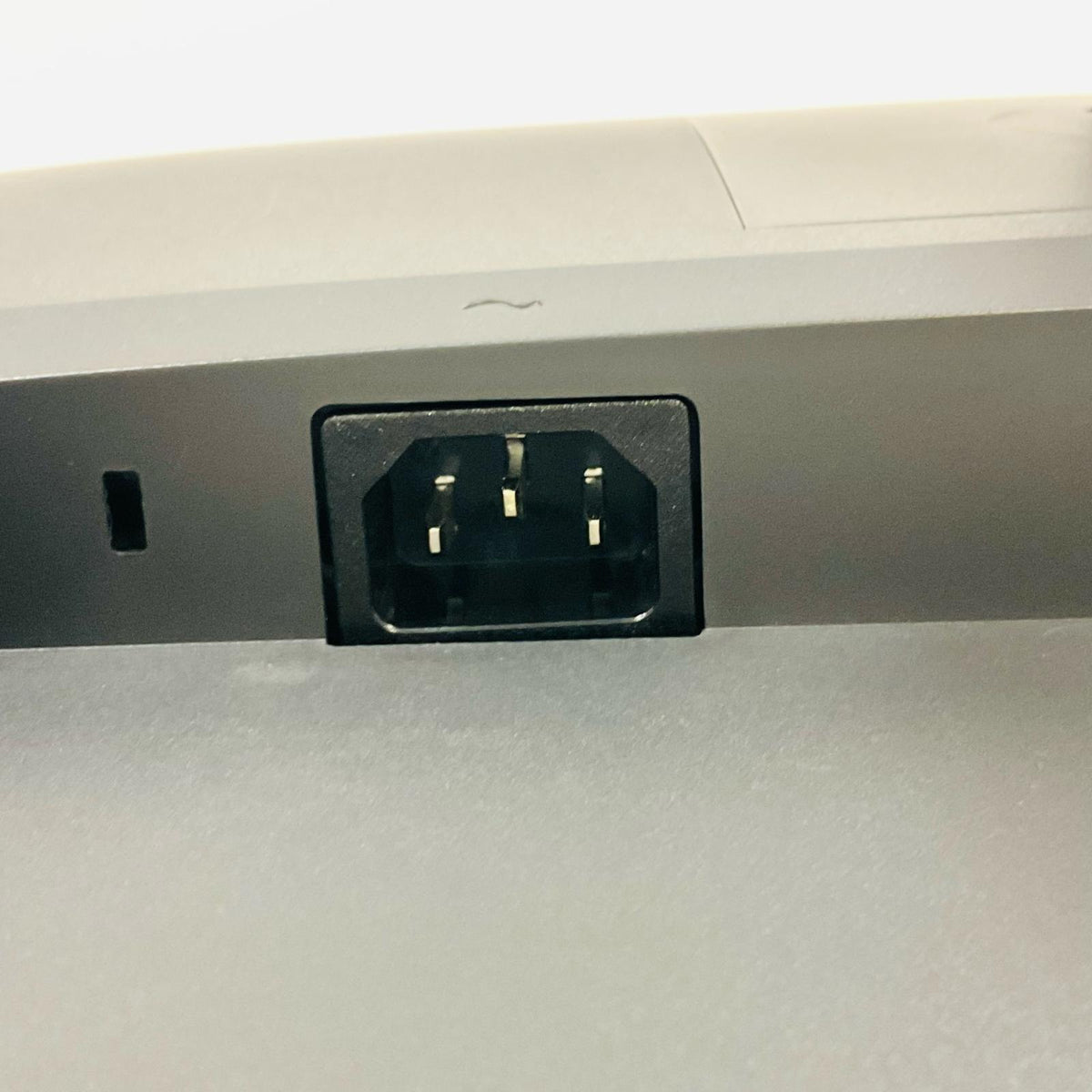 【全額返金保証】【最速発送】DELL P2722HE 27インチ 美品 動作確認済