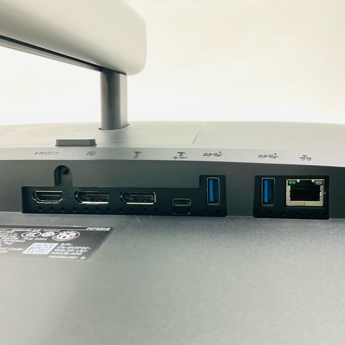 【全額返金保証】【最速発送】DELL P2722HE 27インチ 美品 動作確認済