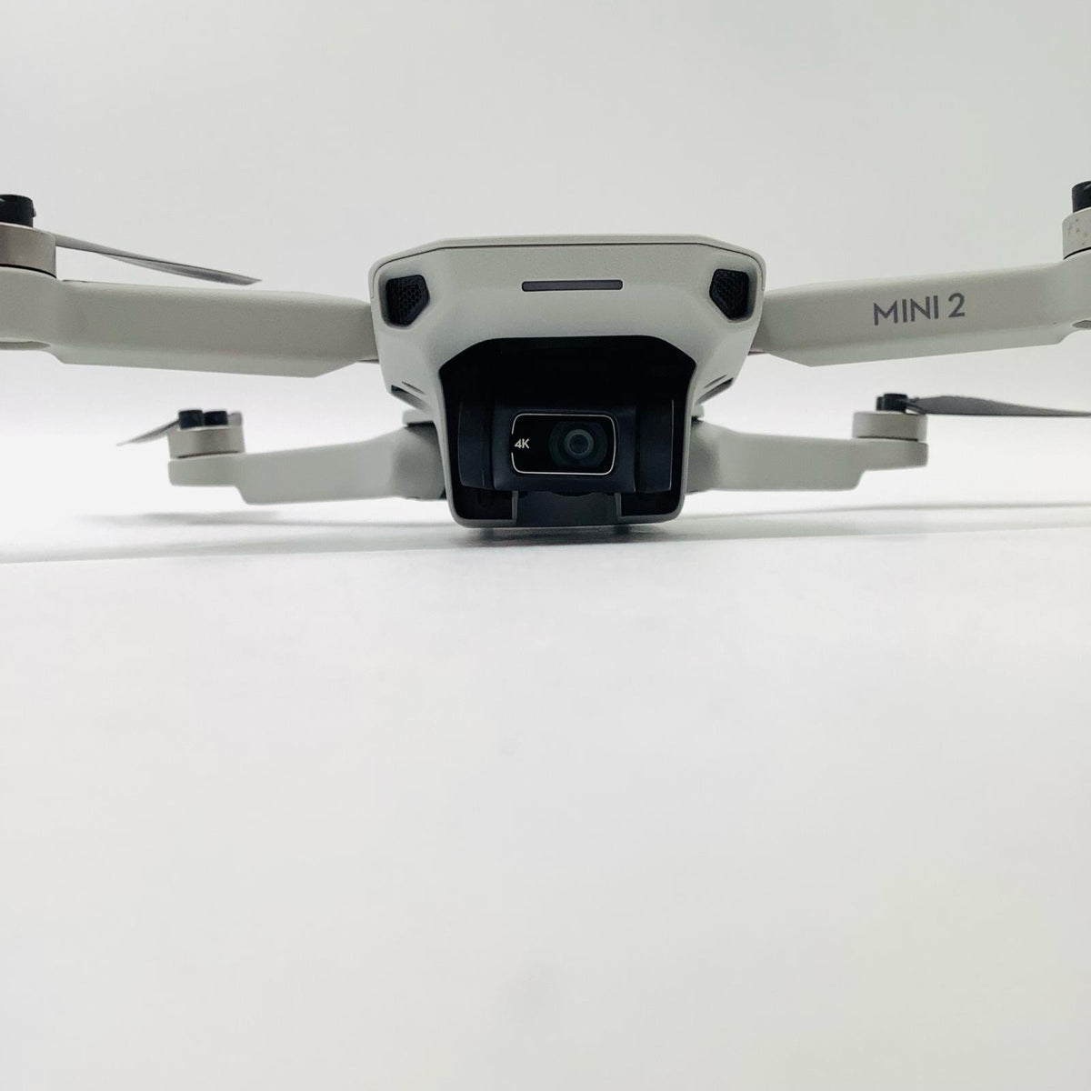 【最速発送】DJI MINI 2 Fly More Combo【難有】