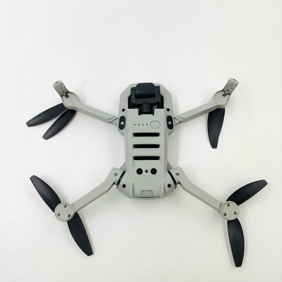【最速発送】DJI MINI 2 Fly More Combo【難有】