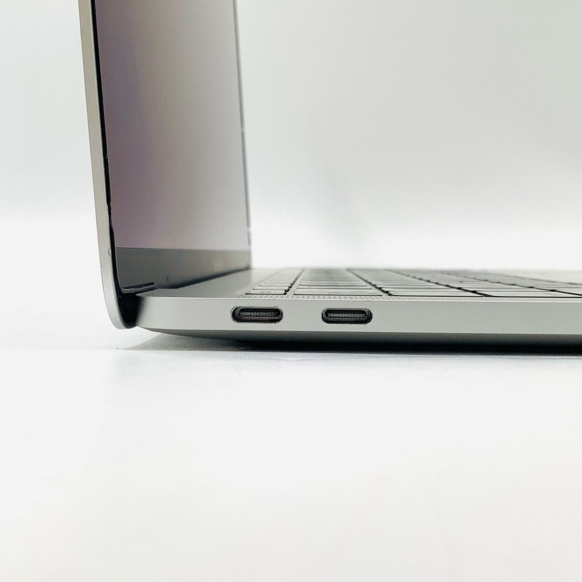 【全額返金保証】【最速発送】Apple MacBook Pro 13インチ 2017 2.3GHz デュアルコアIntel Core i5 8GB 256GB シルバー 動作確認済