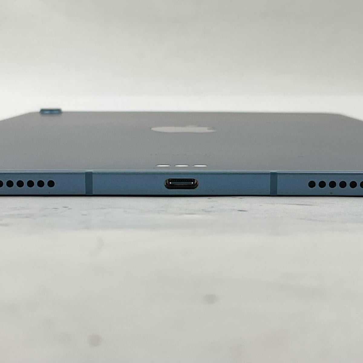 【全額返金保証】【最速発送】Apple iPad Air 10.9インチ 第5世代 256GB ブルー WiFi+Cellular Softbank SIMフリー 白ロム 美品 動作確認済