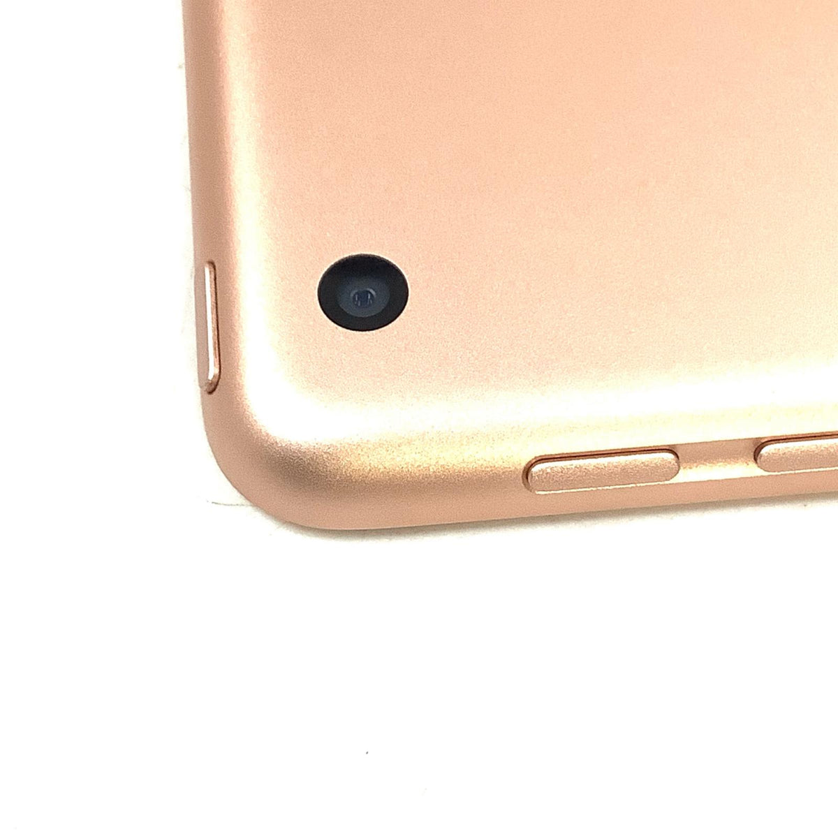 【全額返金保証】【最速発送】Apple iPad iPad 9.7インチ 第6世代 32GB ゴールド Wi-Fi 動作確認済