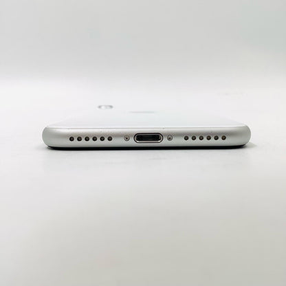 【全額返金保証】【最速発送】Apple iPhone iPhone SE（第2世代） 64GB ホワイト docomo 白ロム 美品 動作確認済 82%