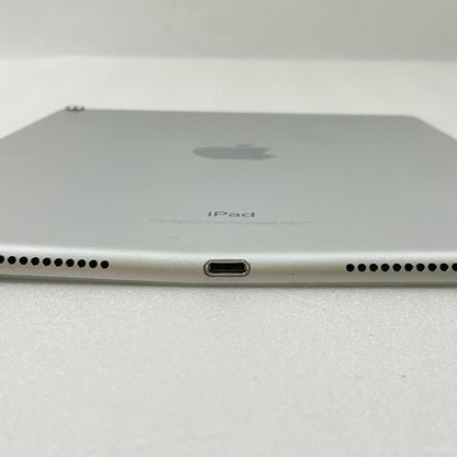 【全額返金保証】【最速発送】Apple iPad Pro 10.5インチ 256GB シルバー WiFi+Cellular docomo 白ロム 動作確認済
