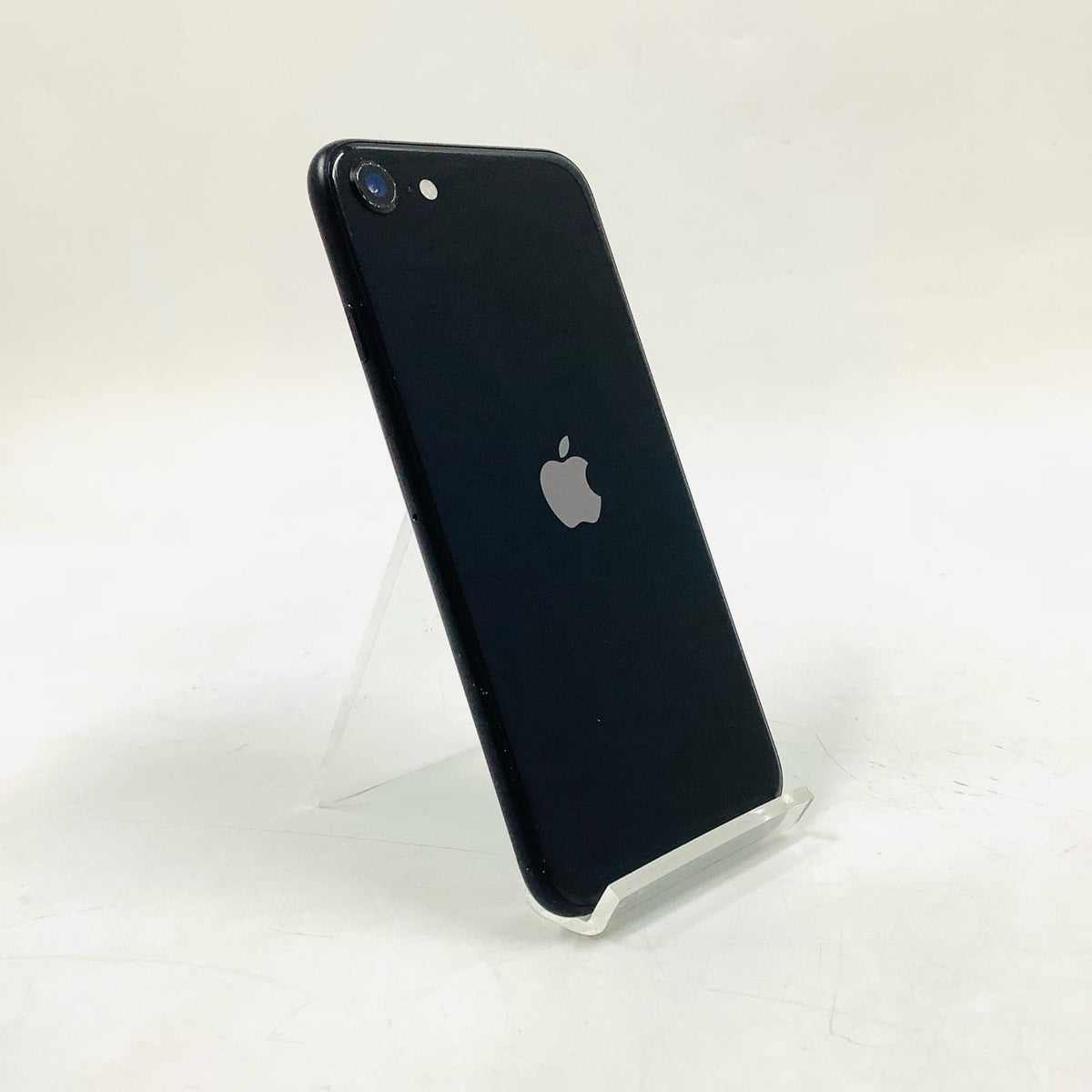 【全額返金保証】【最速発送】Apple iPhone iPhone SE（第2世代） 64GB ブラック SIMフリー 白ロム 動作確認済 77%
