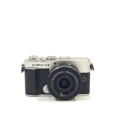 【全額返金保証】【最速発送】OLYMPUS デジタル一眼 PEN E-P7 14-42mm EZレンズキット シルバー 美品 動作確認済