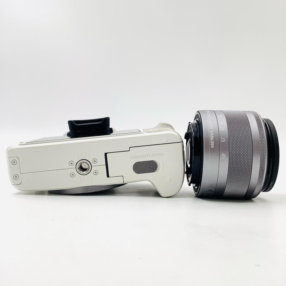 【全額返金保証】【最速発送】Canon デジタル一眼 EOS Kiss M2 ダブルズームキット ホワイト 動作確認済