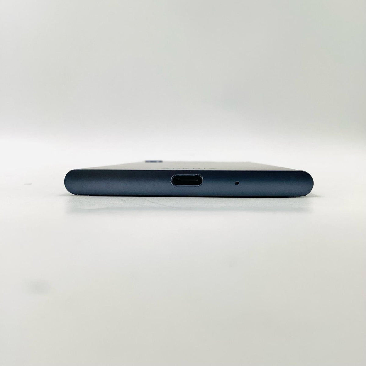 【全額返金保証】【最速発送】Sony Xperia XZ1 64GB ムーンリットブルー docomo SIMフリー SO-01K 白ロム 動作確認済
