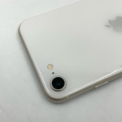 【最速発送】Apple iPhone iPhone SE（第3世代） 64GB スターライト au 白ロム【難有】 82%