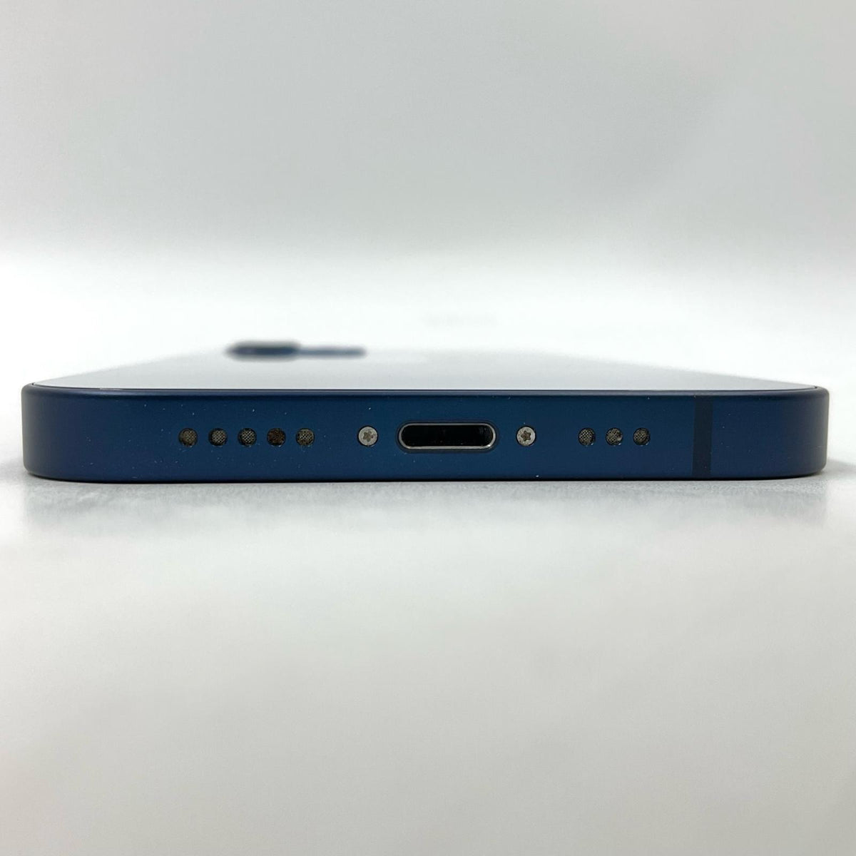 【全額返金保証】【最速発送】Apple iPhone iPhone 13 256GB ブルー au 白ロム 動作確認済 80%