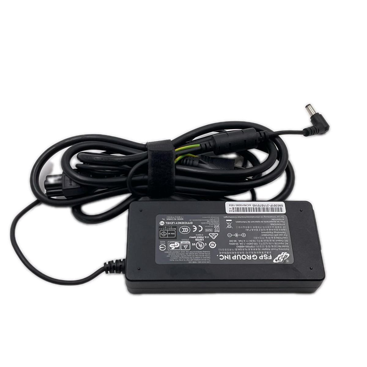 【全額返金保証】【最速発送】MouseComputer DAIV 5P 21015P-CML Intel(R) Core(TM) i7-10750H CPU @ 2.60GHz 16GB SSD(NVMe) 500GB（実測:466GB） Intel(R) UHD Graphics / NVIDIA GeForce GTX 1650 Ti 92.4% 動作確認済