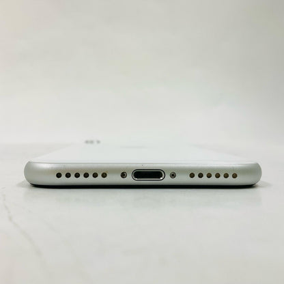 【全額返金保証】【最速発送】Apple iPhone iPhone SE（第2世代） 64GB ホワイト au 白ロム 動作確認済 79%