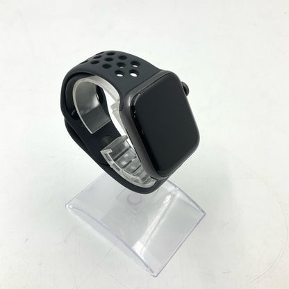 【全額返金保証】【最速発送】Apple Watch Nike SE 第1世代 アルミニウム 40mm GPS 76% 動作確認済