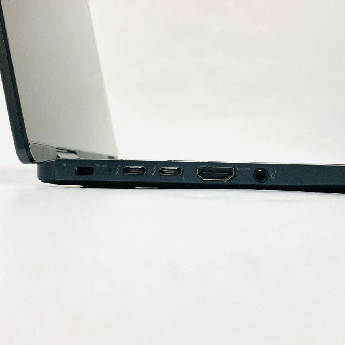 【最速発送】dynabook dynabook dynabook VCX83/ULE 11th Gen Intel(R) Core(TM) i5-1155G7 @ 2.50GHz 8GB SSD(NVMe) 256GB（実測:238GB） 48%【難有】