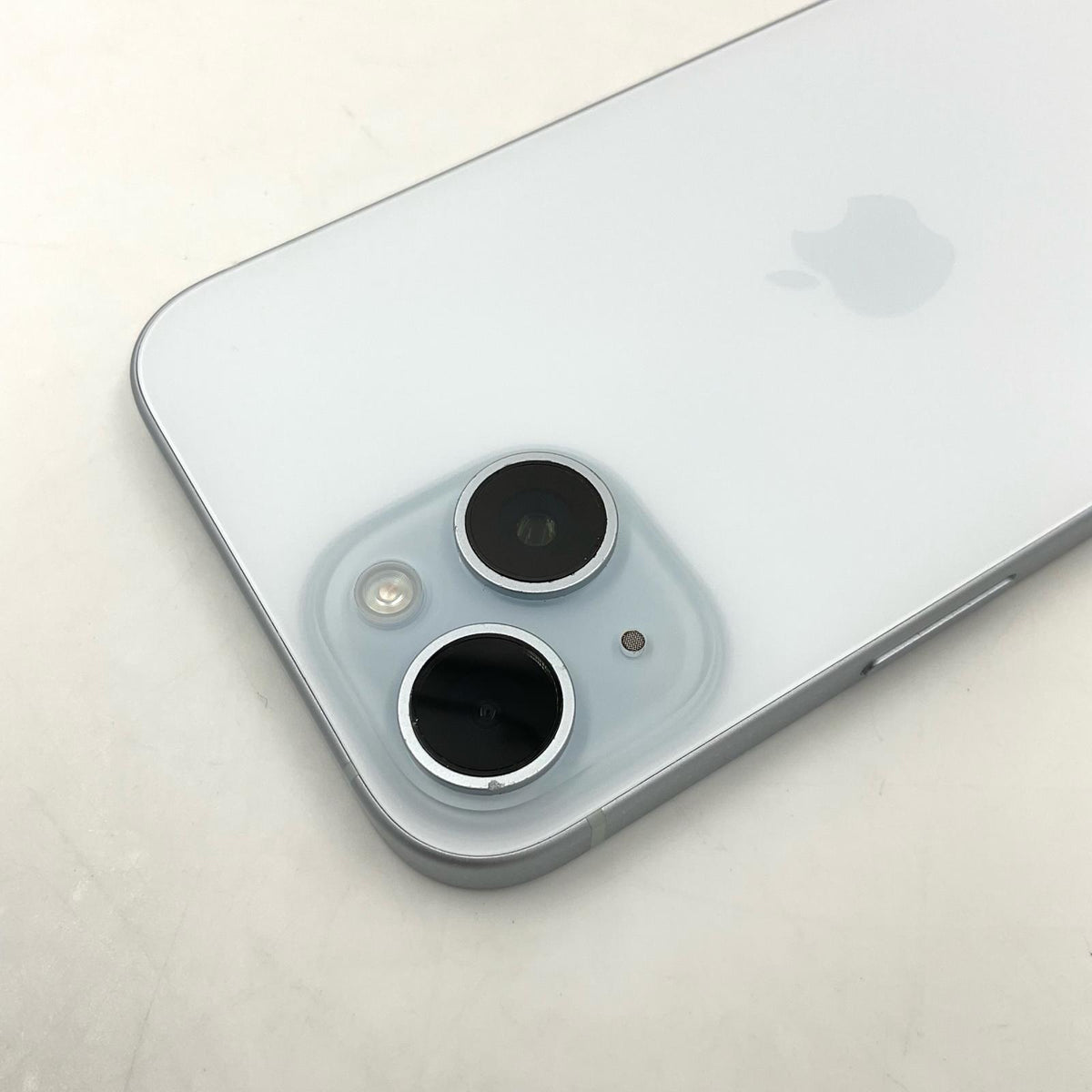 【全額返金保証】【最速発送】Apple iPhone iPhone 15 128GB ブルー Softbank SIMフリー 白ロム 動作確認済 83%