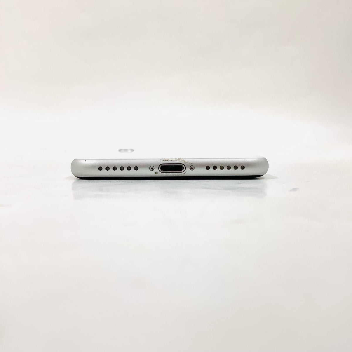 【全額返金保証】【最速発送】Apple iPhone iPhone SE（第2世代） 64GB ホワイト Softbank SIMフリー 白ロム 動作確認済 76%