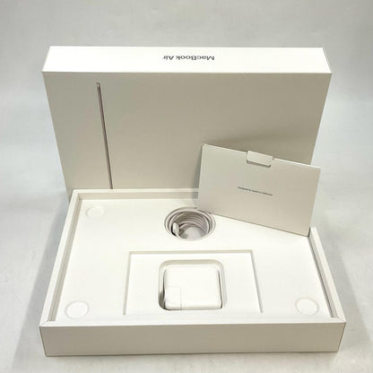 【全額返金保証】【最速発送】Apple MacBook Air 13インチ 2025 Apple M4 24GB 1TB スターライト 100% 超美品 動作確認済