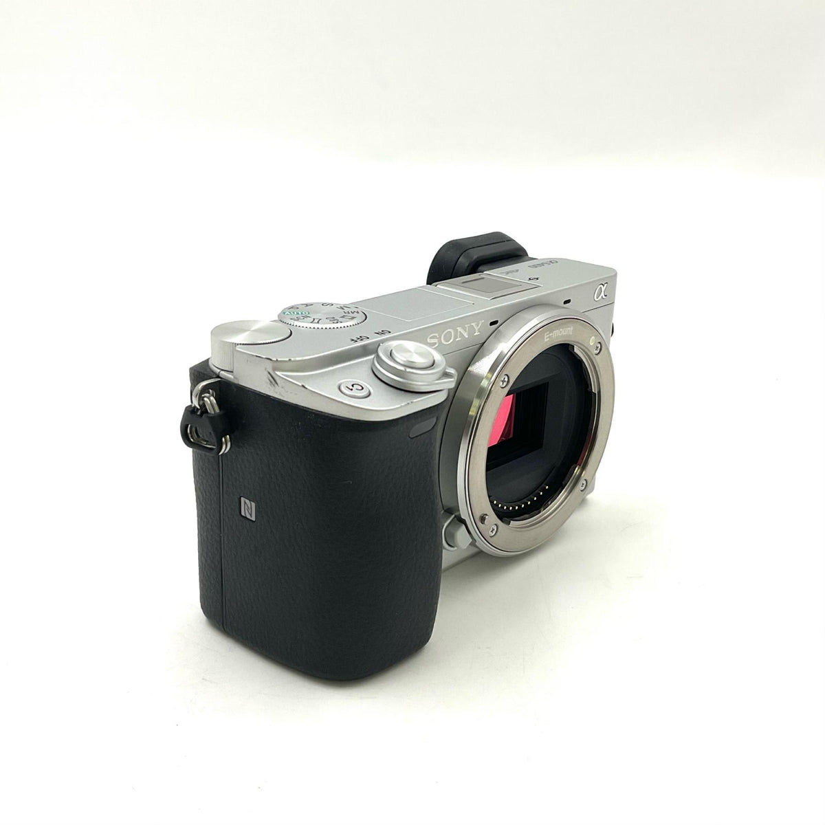 【全額返金保証】【最速発送】Sony デジタル一眼 α6400 ILCE-6400 ボディ シルバー 美品 動作確認済