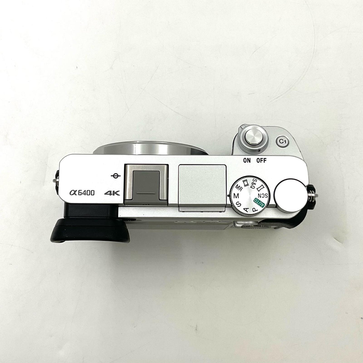 【全額返金保証】【最速発送】Sony デジタル一眼 α6400 ILCE-6400 ボディ シルバー 美品 動作確認済